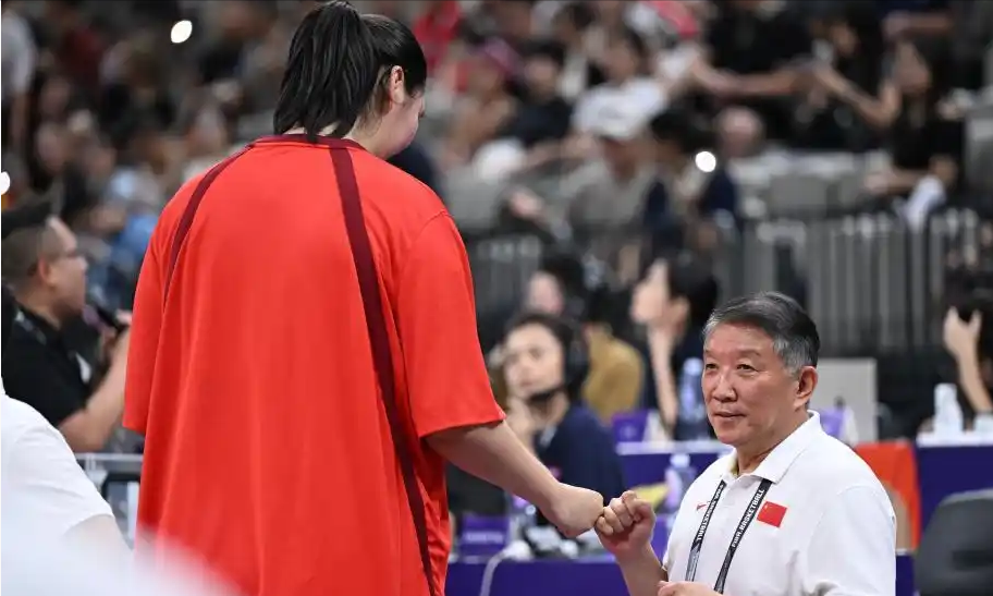 风云突变北京首钢加时末段篮板制胜,德甲版图或变,引发热议,临场指挥获称赞 -lpl直播入口