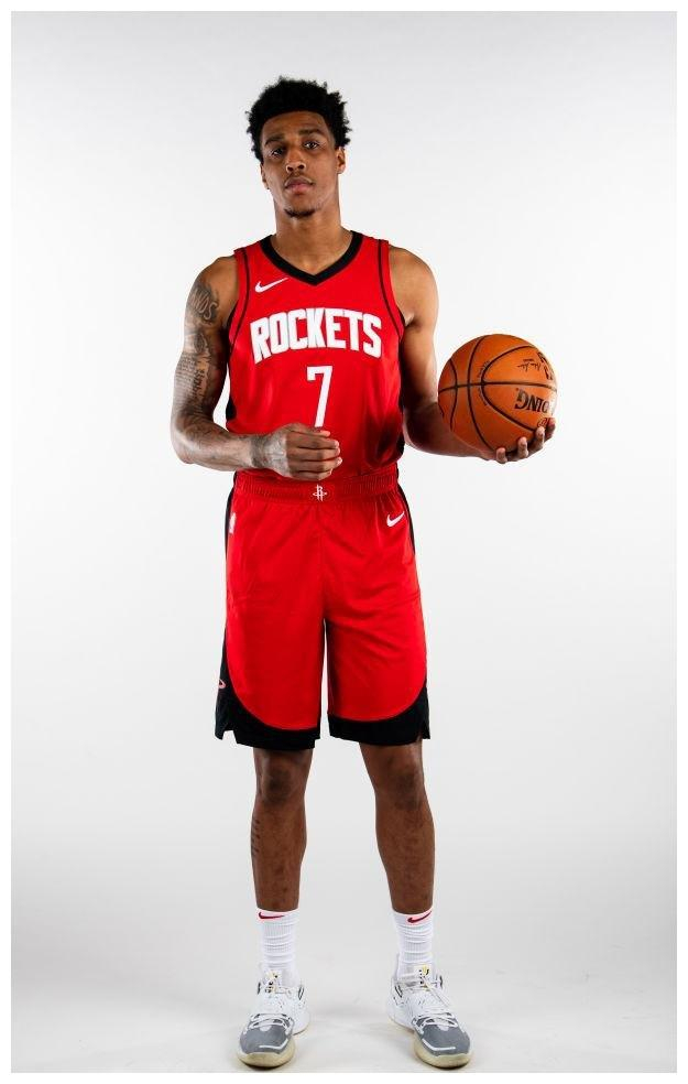 斯图加特球员大名单-lpl联盟竞猜