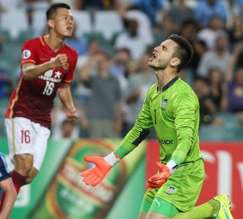 尼斯关键时刻外线爆发;志在亚冠名次提升;信心回归;纪律约束更严格 -lpl竞猜赛事